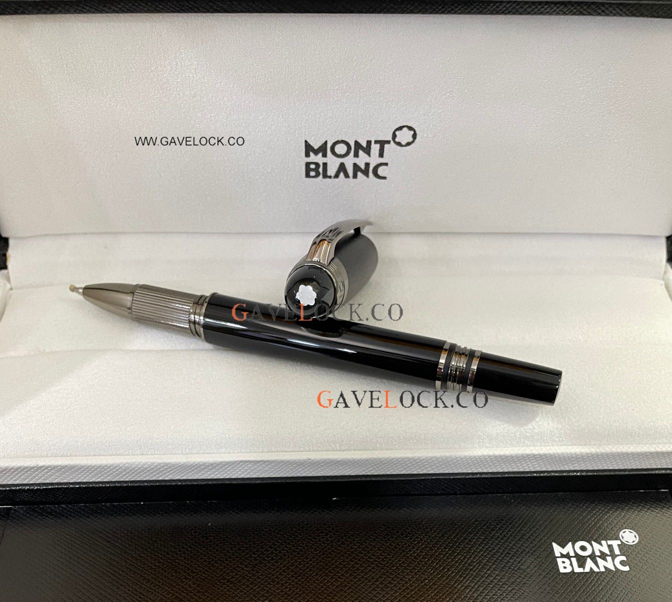 AAA Copy Montblanc Starwalker Rollerball Black Precious resin
